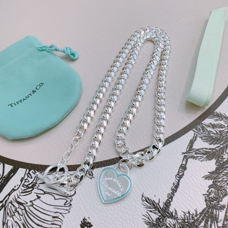 T*f*ny necklaces